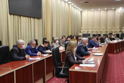Власти планируют повышать заработную плату жителей Саратовской области