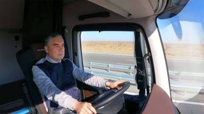 Туркменистану нужны КАМАЗы для строительства трассы Ашхабад-Туркменабат