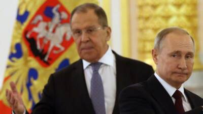 ЕС принял второй пакет санкций, включая ограничительные меры против Путина и Лаврова