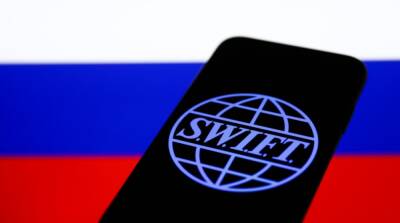 Отключение России от SWIFT: в Венгрии заявили, что не блокируют санкции