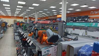 Магазины электроники в Новосибирске подняли цены почти на 30 %