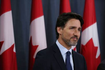 Премьер Канады сообщил о решении ввести санкции против президента и главы МИД РФ