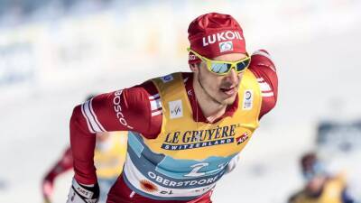 Ретивых упал в финале спринта на этапе КМ по лыжным гонкам в Лахти