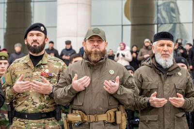 «По спискам около 70 тысяч»: Кадыров рассказал, сколько чеченцев готовы принять участие в спецоперации на Украине - Русская семерка