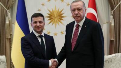 Туреччина заборонила прохід російських військових кораблів у Чорне море, – президент України