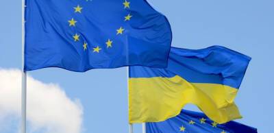 Вторгнення Росії: Польща виступає за негайний вступ України до ЄС