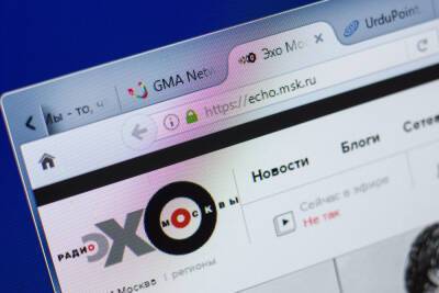 После блокирования «Фейсбук» Кремль закрывает последние независимые СМИ России