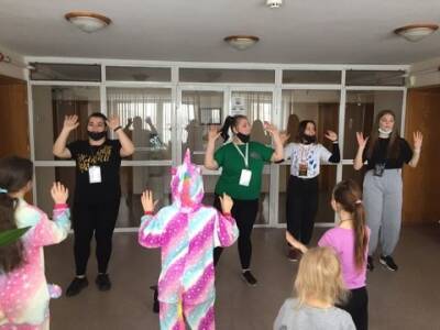 Как жители Ульяновской области детям беженцев дарят радость