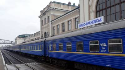 На Украине заявили об уничтожении всех железнодорожных узлов с Россией