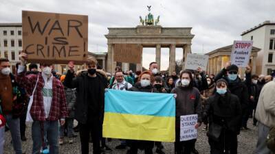 Германия начнёт поставки Украине оружия