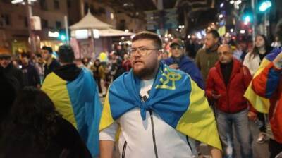 Флаги Украины и лозунги против Путина: тысячи людей собрались на демонстрации в Тель-Авиве