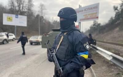 В населенные пункты Украины заехали "спящие группы" оккупантов