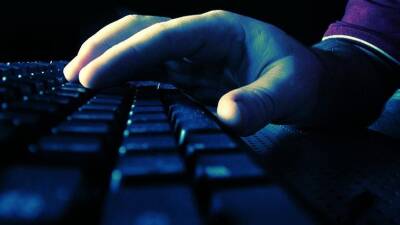 Хакеры Anonymous объявили кибервойну России за вторжение в Украину: ряд госсайтов РФ не работают