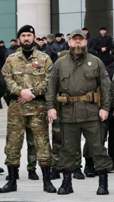 Кадыров надел ботинки марки Prada за ₽125 тыс. на выступление перед чеченскими силовиками