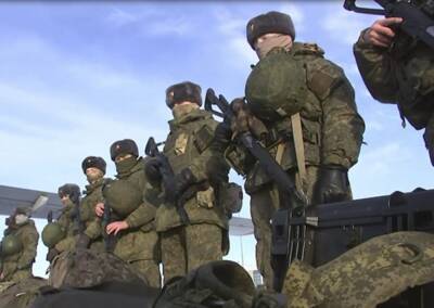 Минобороны РФ: российские войска продолжают развивать наступление на Украине