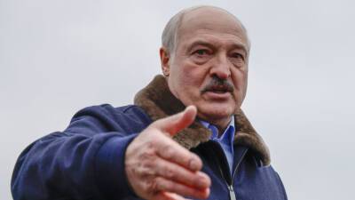 Лукашенко: Запад санкциями подталкивает Россию к третьей мировой войне