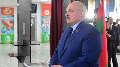 Лукашенко обвинил Украину в избиении русских и белорусов