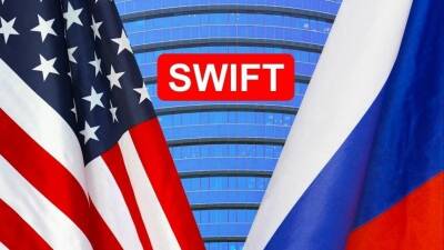 Экономист Чирков назвал единственное изменение в жизни россиян из-за отключения от SWIFT