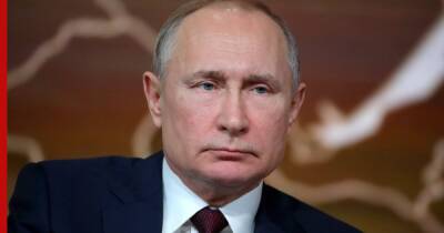 Путин поручил перевести силы сдерживания в армии в особый режим несения службы