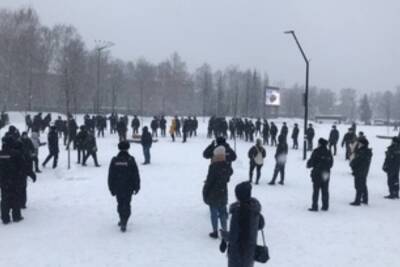 На Центральной площади Ижевска 27 февраля прошел одиночный пикет
