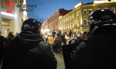 В Нижнем Новгороде на несогласованном шествии задержали десятки человек