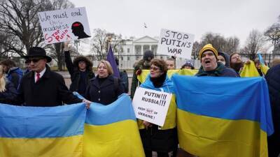 Байден запросит у Конгресса 6,4 миллиарда долларов на помощь Украине