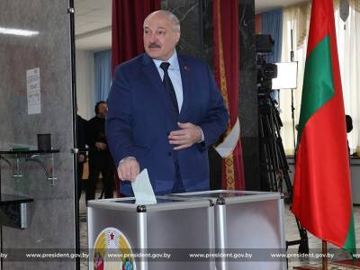 ЦИК Белоруссии объявил о принятии поправок в Конституцию