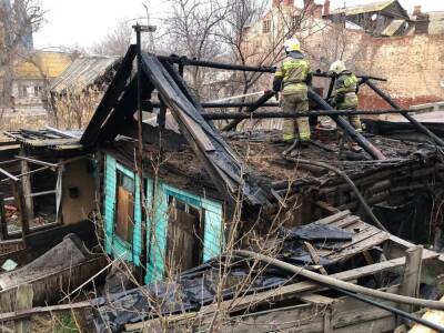 Астраханские пожарные за сутки трижды выезжали на вызовы в Ленинский район