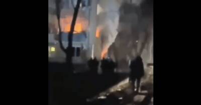 В Чернигове ракета попала в пятиэтажный дом (видео)