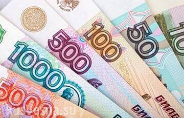 Российский рубль «пробил дно» на рынке Forex