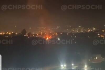 В Хостинском районе Сочи сгорел сарай