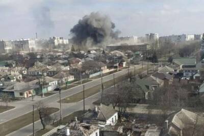 Авиация российского агрессора сбросила бомбы на поселок под Мариуполем