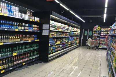 В Саратове супермаркет затопило водой