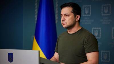 Зеленский призвал ЕС принять Украину в союз по "неотложной процедуре"