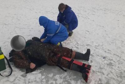 Ковровский рыбак сломал ногу на озере