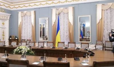 Начались переговоры России и Украины в Гомельской области
