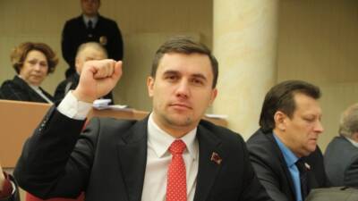 Саратовского депутата Николая Бондаренко лишили мандата