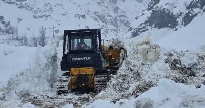 В Таджикистане сохраняется высокая опасность схода снежных лавин и камнепадов