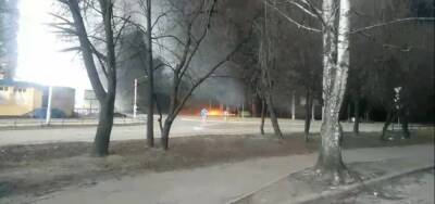 В Чернигове горит гипермаркет и близлежащие дома
