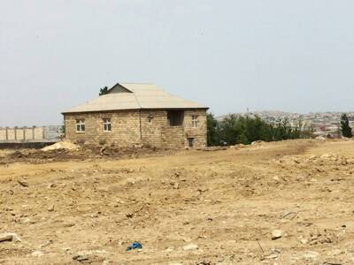 В Азербайджане предложено оформить документы на незаконно построенные дома
