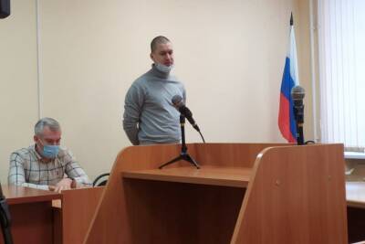 Бывший вице-мэр Воронежа попросил суд не наказывать его строго и заявил о готовности принести пользу на Украине