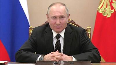 Путин назвал западное сообщество «империей лжи»