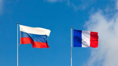 Президенты России и Франции провели телефонный разговор