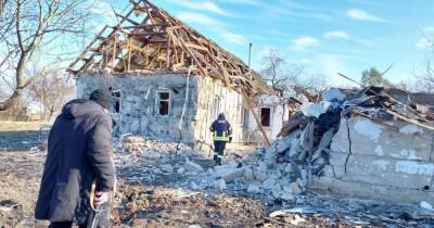 Оккупанты накрыли "градами" села под Черниговом: кадры разрушений (фото, видео)
