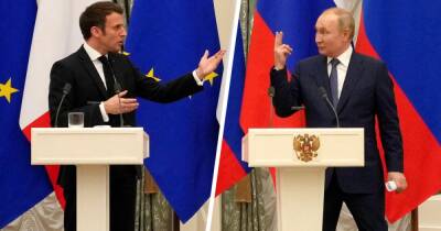 Вторжение РФ в Украину: Путин назвал условия "урегулирования" в разговоре с Макроном