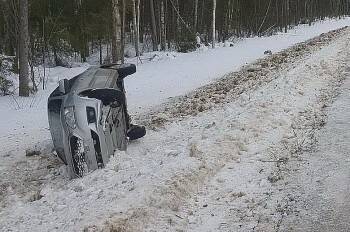 В Вологодской области «Datsun on-DO» устал в пути и прилег в кювет