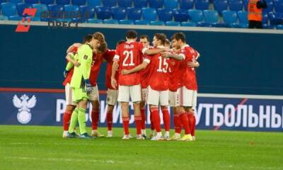 Российские футбольные команды отстранили от международных матчей