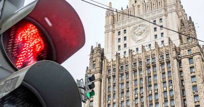 МИД РФ: ФРГ призывает призраков горячей войны, поставляя Киеву оружие