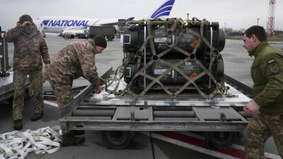Боррель: ЕС намерен увеличить военную поддержку Украины