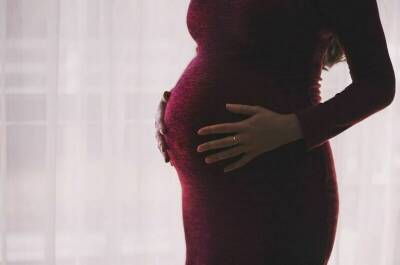 В Минтруде объяснили, почему размер пособия по беременности зависит от прописки